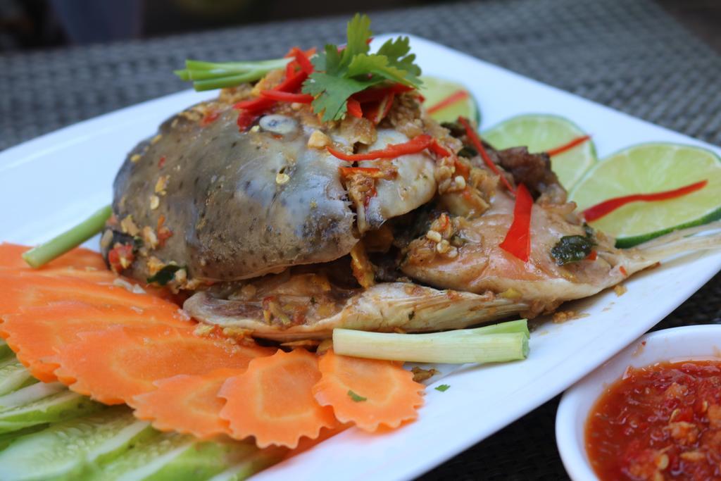 The Moon Villa Siem Reap Ngoại thất bức ảnh